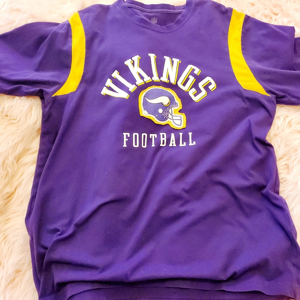 Vikings Football NFL shirt size XL